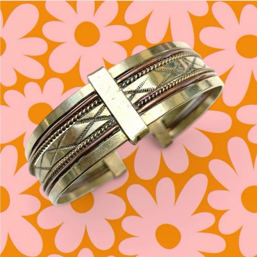 !Vintage Handmade Brass Cuff Bracelet!